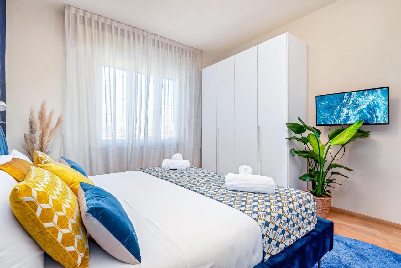 Art Deco' - Sleepwithme - Free Parking - Free Breakfast - Very Friendly Staff Пиза Экстерьер фото